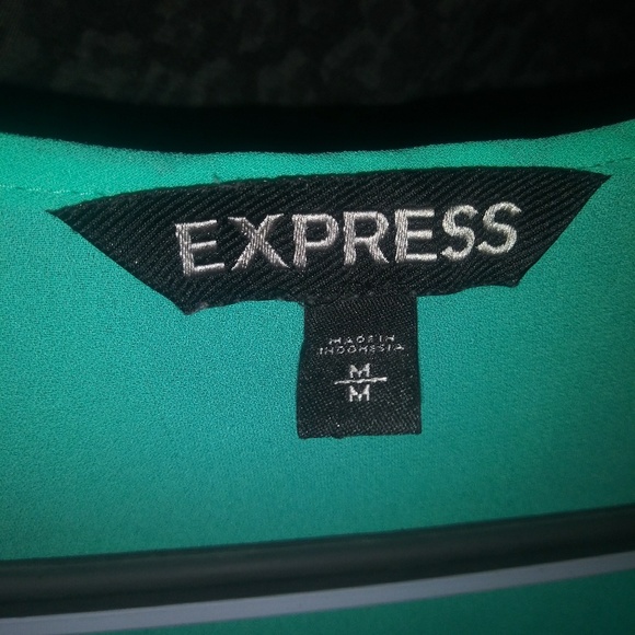 Express bundle blouses - Picture 8 of 8